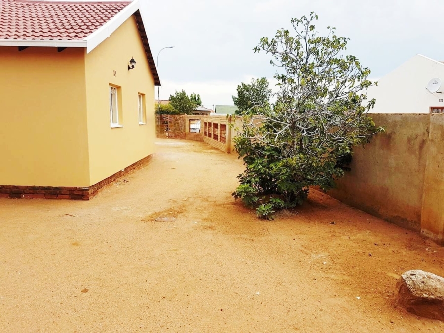 3 Bedroom Property for Sale in Mogwase North West